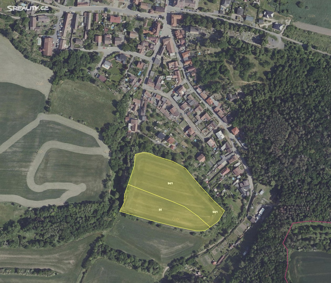 Prodej  pole 17 973 m², Kralupy nad Vltavou - Zeměchy, okres Mělník