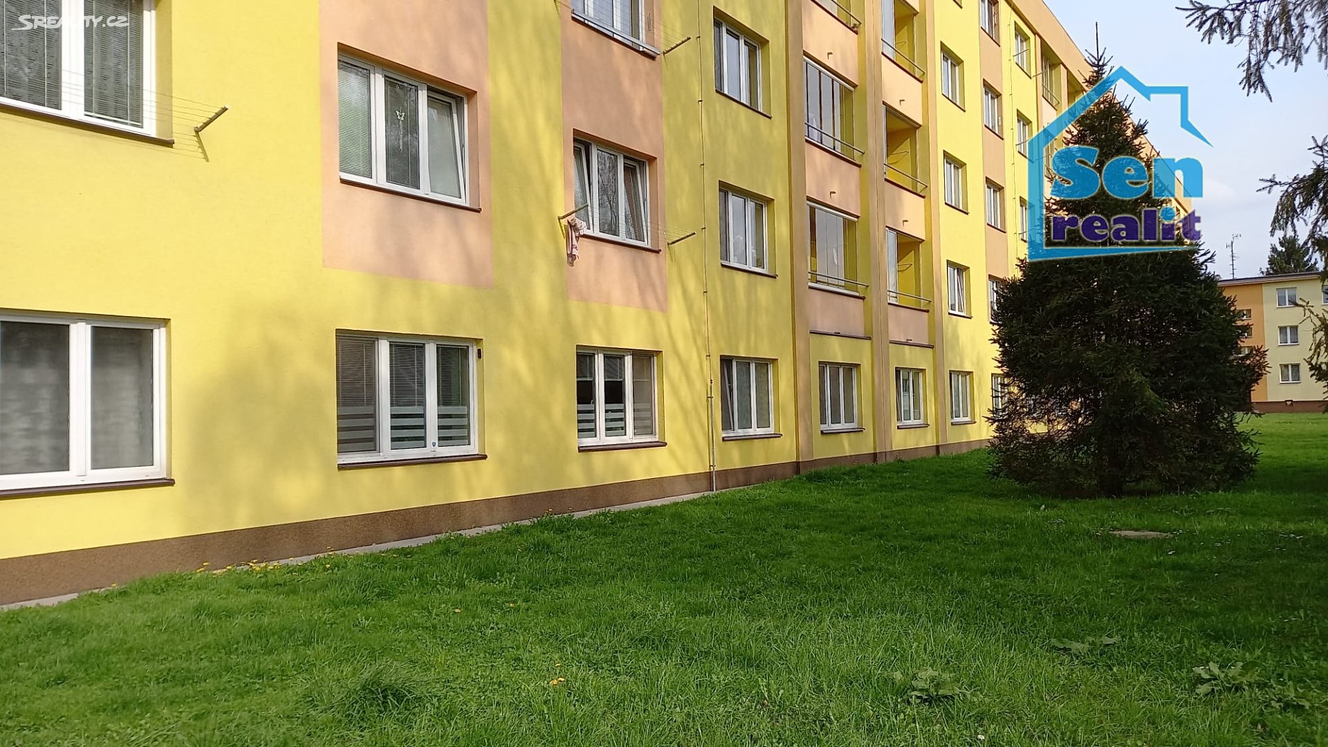 Pronájem bytu 1+1 35 m², Školská, Karviná - Ráj