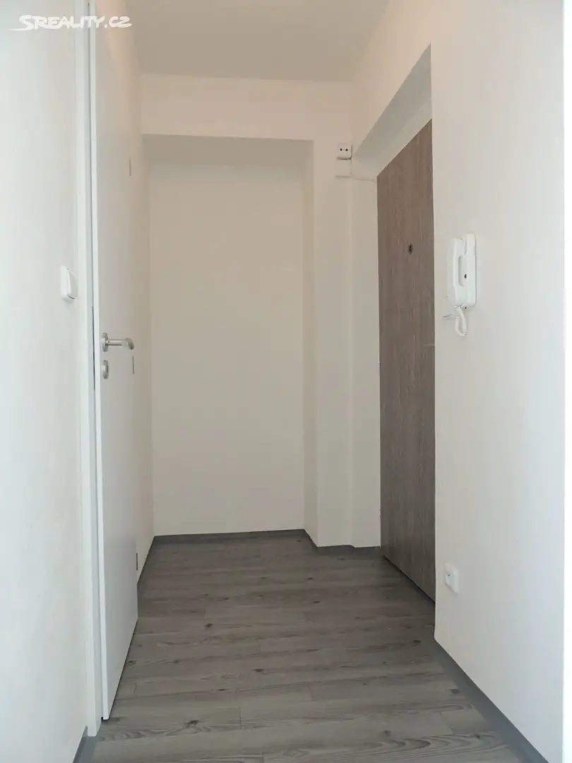 Pronájem bytu 1+1 29 m², Nádražní, Ostrava - Moravská Ostrava