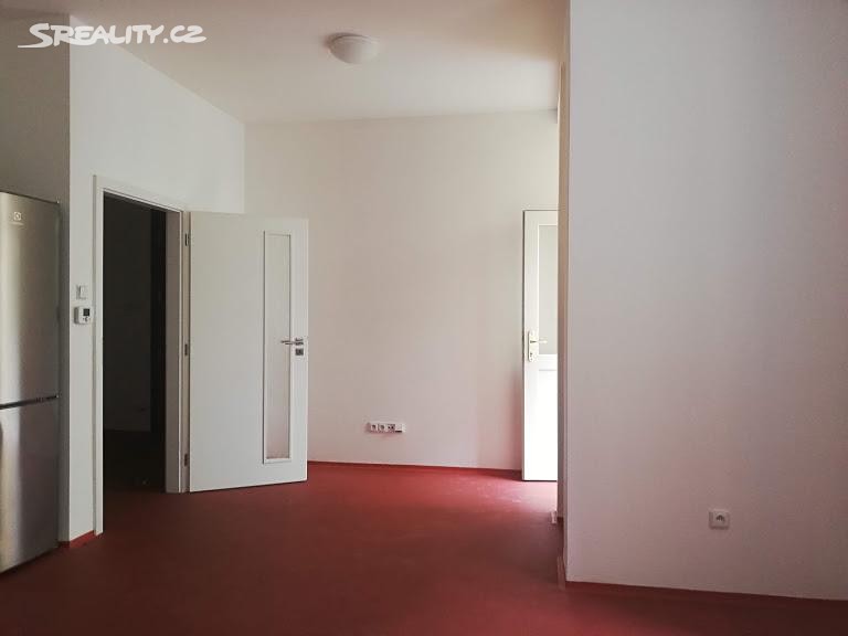 Pronájem bytu 2+1 82 m², Roháčova, Praha 3 - Žižkov