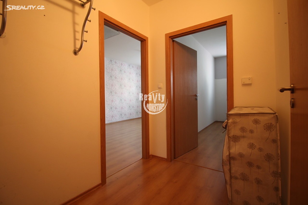 Pronájem bytu 2+kk 45 m², Buková, Jihlava - Horní Kosov