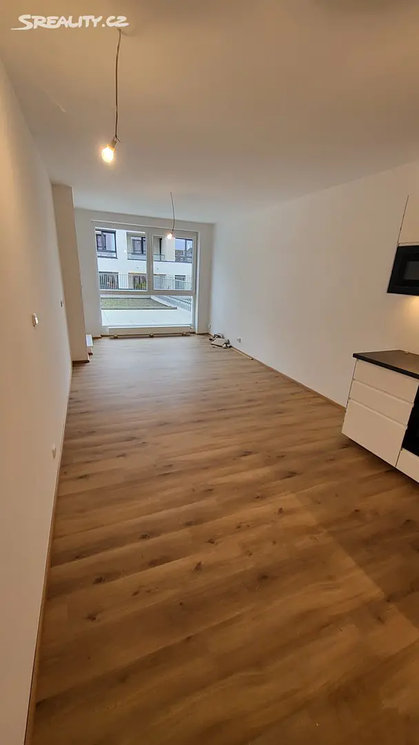 Pronájem bytu 2+kk 55 m², Františka Jansy, Praha 10 - Dolní Měcholupy