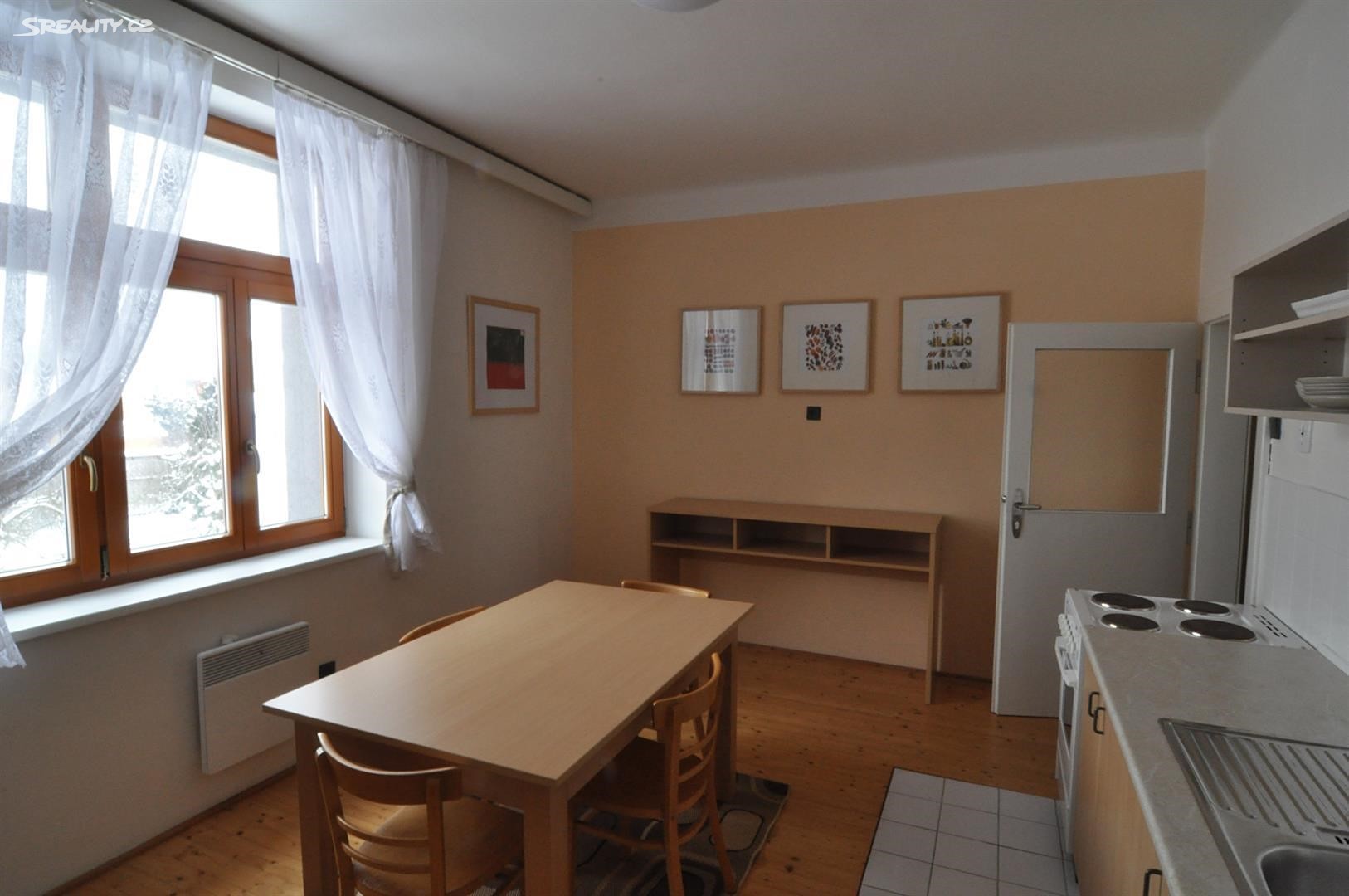 Prodej bytu 3+1 80 m², Revoluční, České Velenice