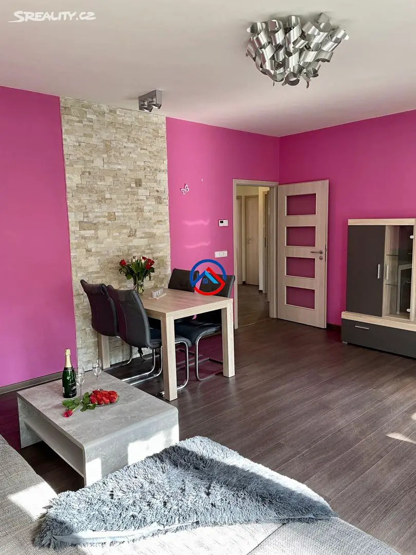 Prodej bytu 3+1 80 m², Zamykalova, Olomouc - Lazce