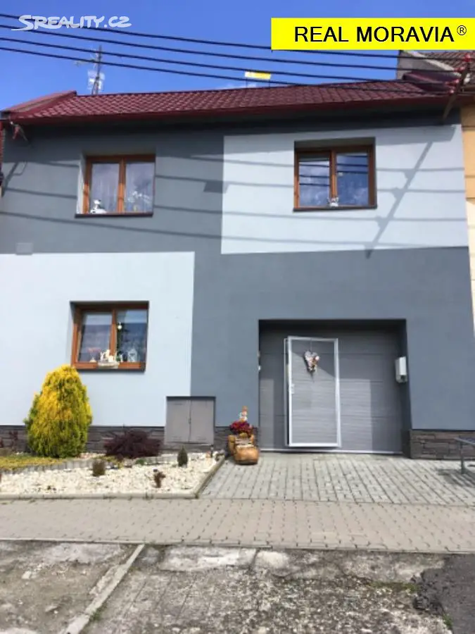 Prodej  rodinného domu 150 m², pozemek 701 m², Dolní Němčí, okres Uherské Hradiště