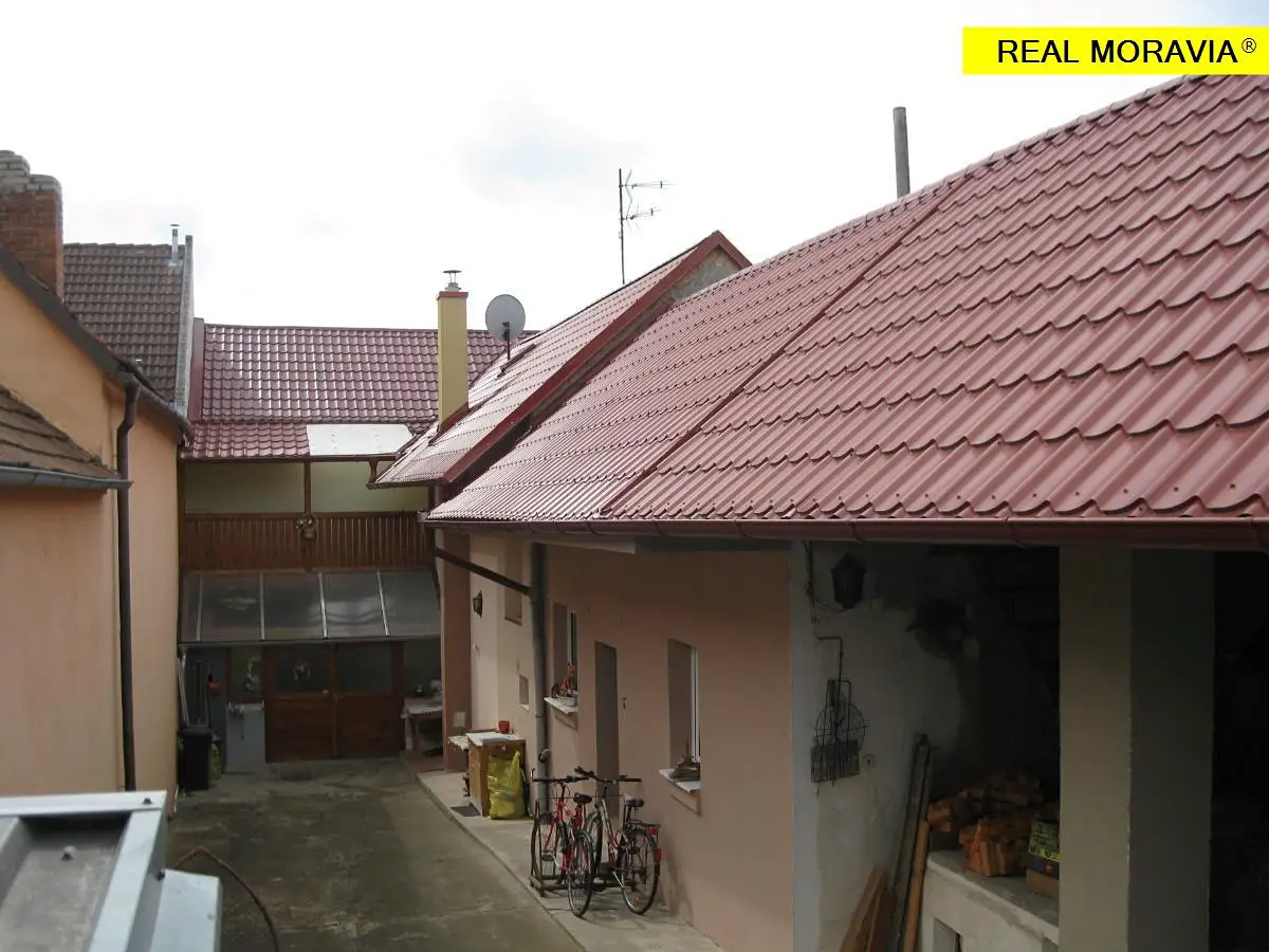 Prodej  rodinného domu 150 m², pozemek 701 m², Dolní Němčí, okres Uherské Hradiště