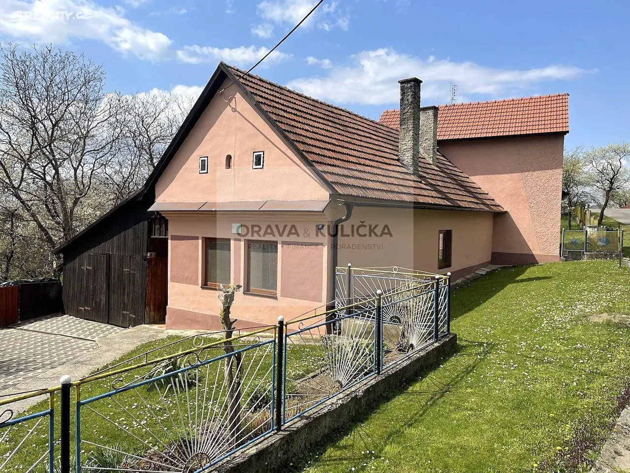 Prodej  rodinného domu 250 m², pozemek 4 101 m², Zámrsky, okres Přerov