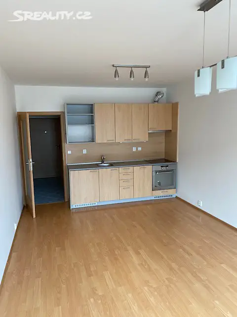 Pronájem bytu 1+kk 34 m², V Újezdech, Brno - Medlánky