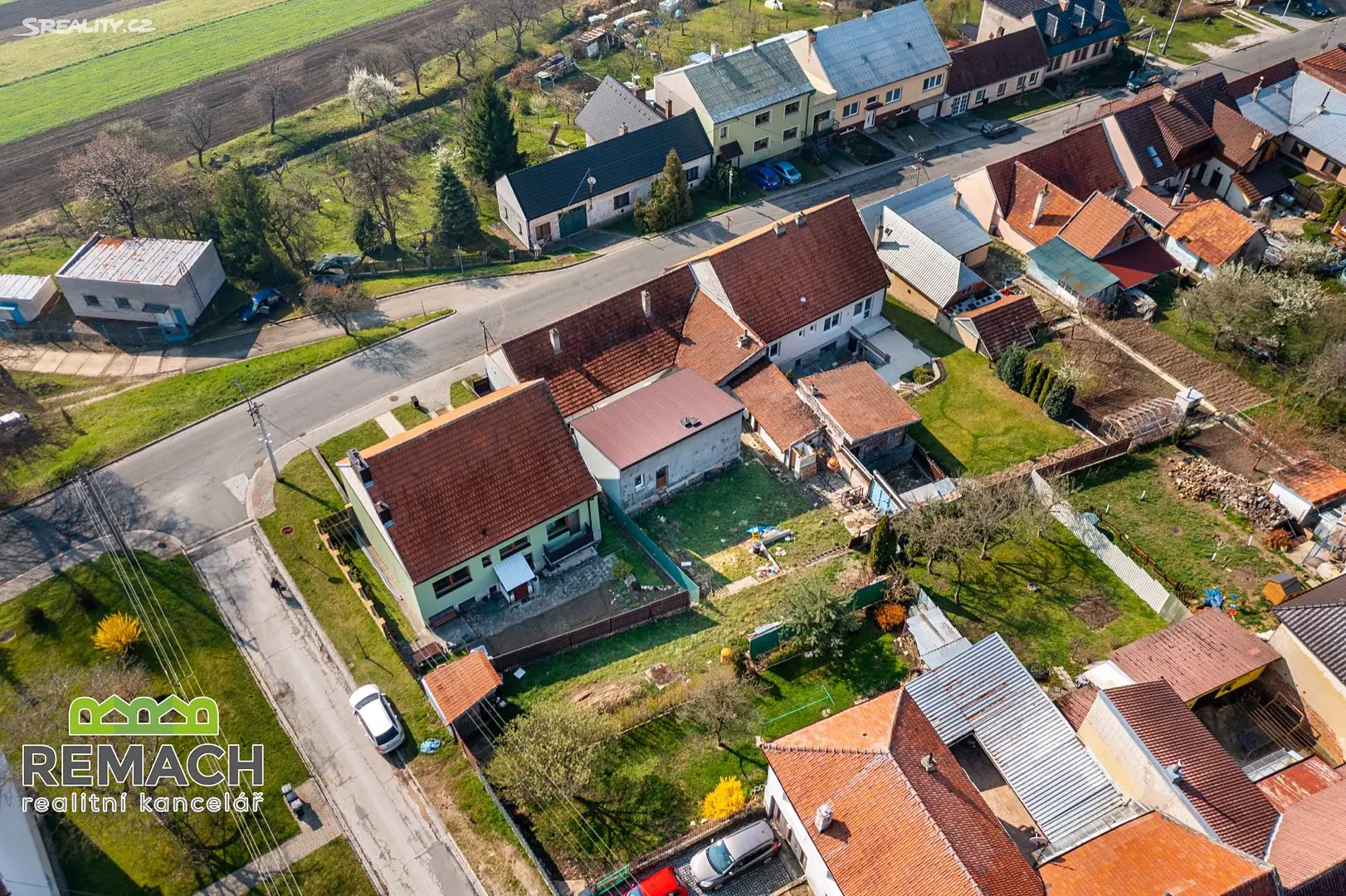 Prodej  rodinného domu 300 m², pozemek 550 m², Březovská, Strání