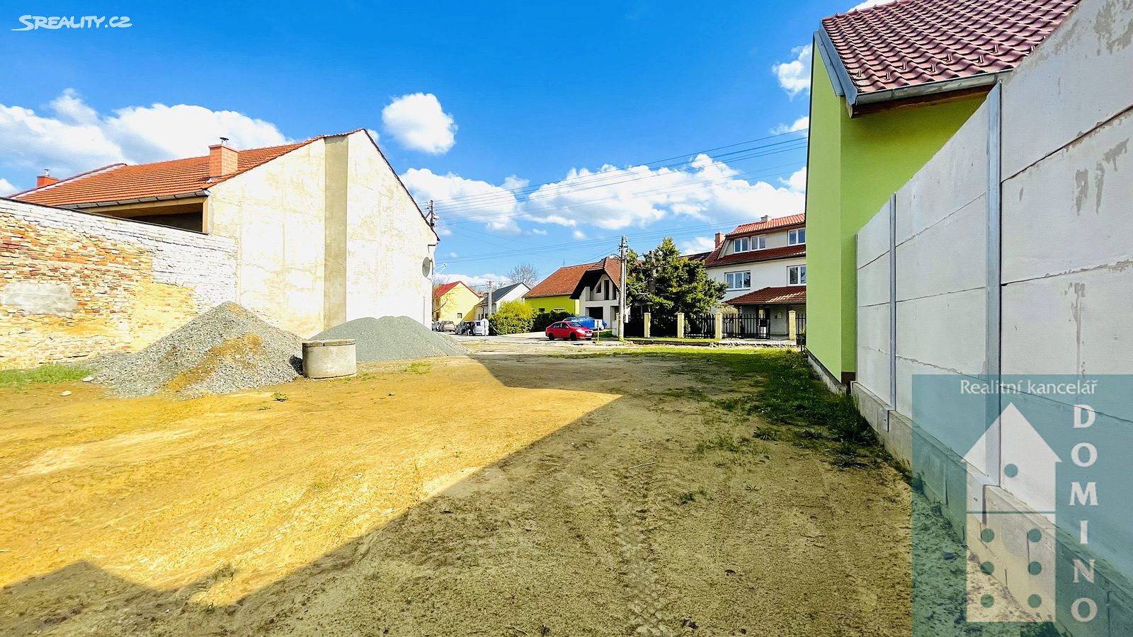 Prodej  stavebního pozemku 787 m², Lutopecny, okres Kroměříž