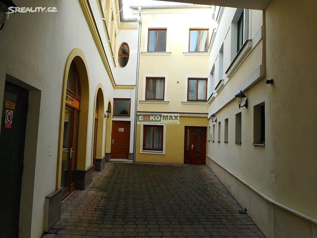 Pronájem bytu 1+kk 32 m², J. Palacha, Břeclav