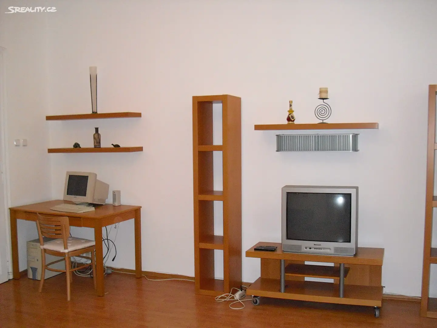 Pronájem bytu 2+1 54 m², Říční, Praha 1 - Malá Strana