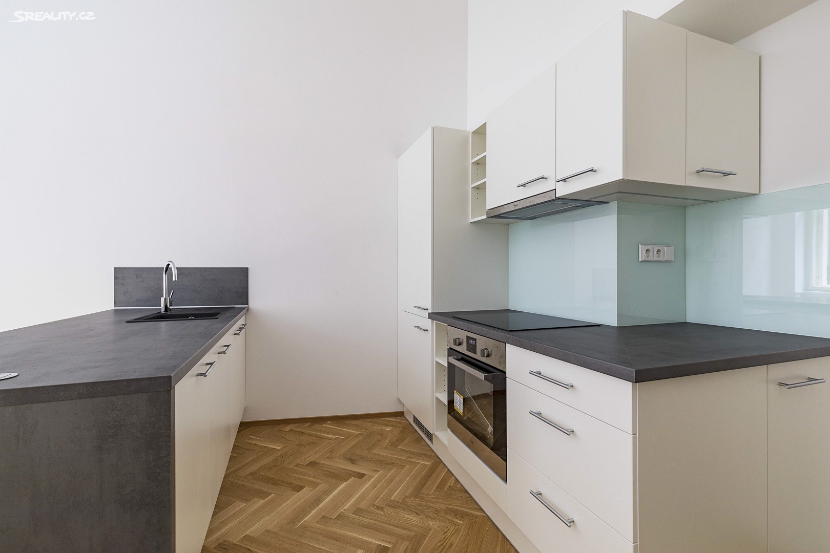 Pronájem bytu 3+1 122 m², Na struze, Praha - Nové Město