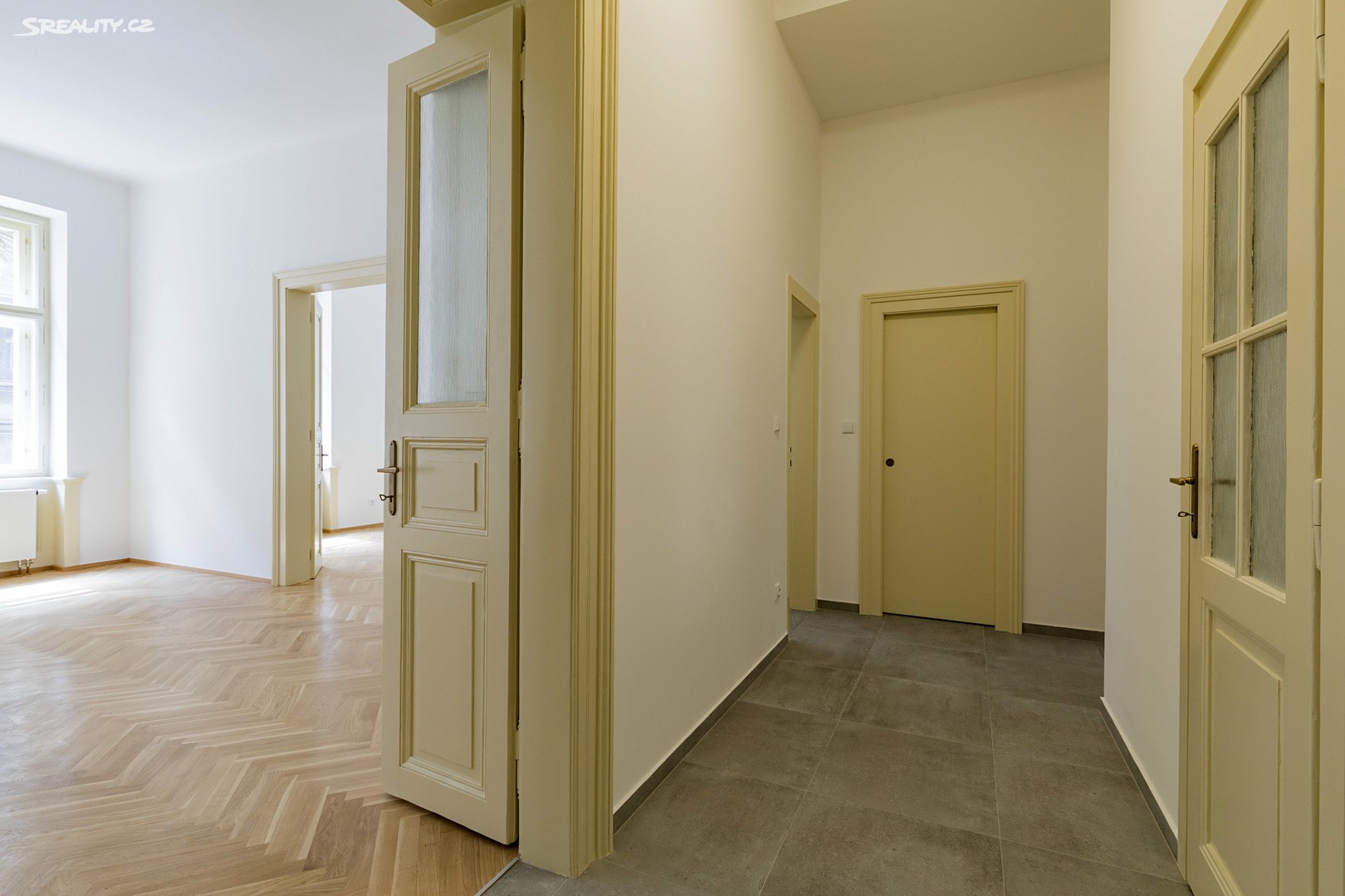 Pronájem bytu 3+1 122 m², Na struze, Praha - Nové Město