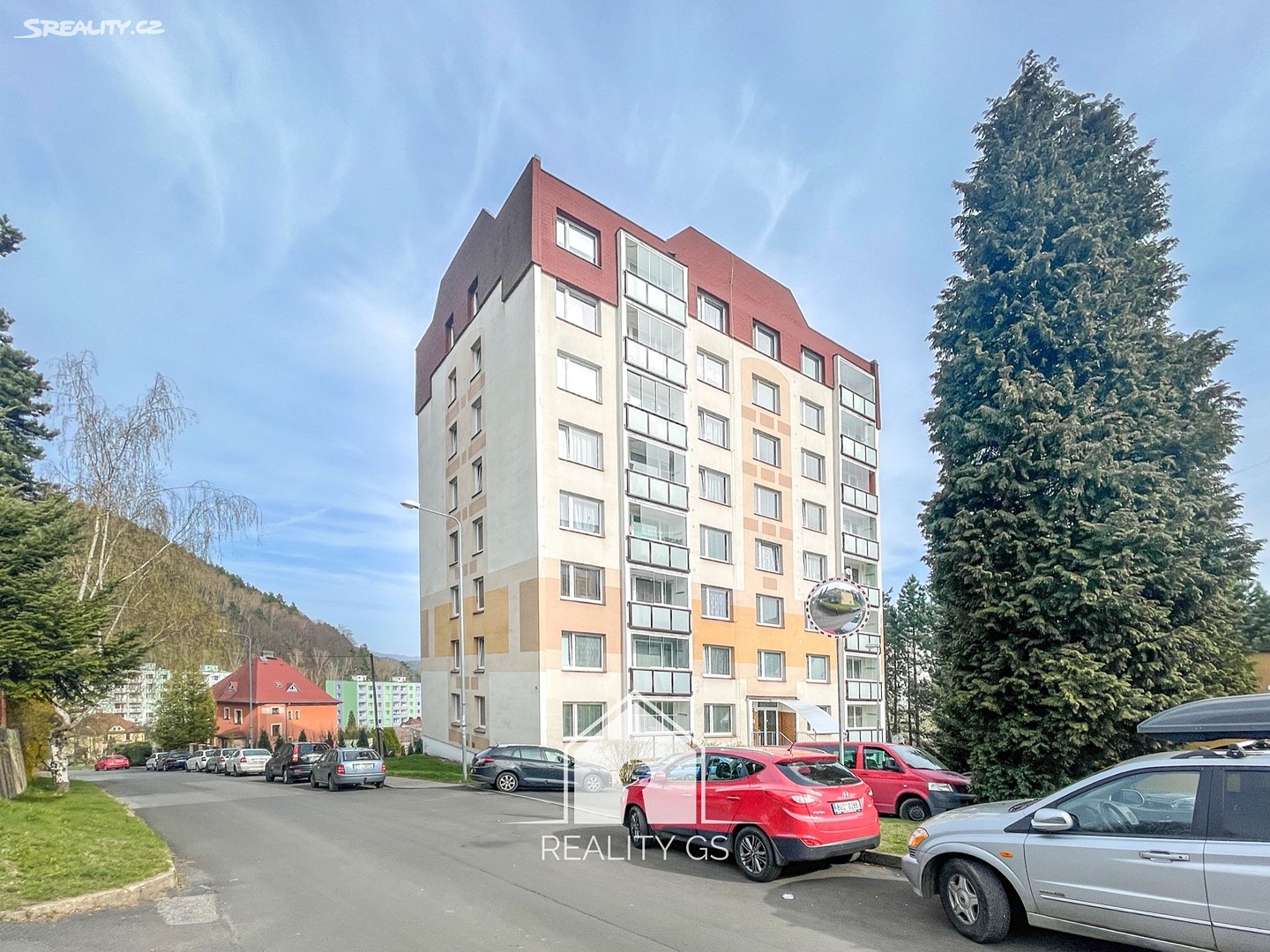 Prodej bytu 2+1 45 m², Na Vyhlídce, Děčín - Děčín IX-Bynov