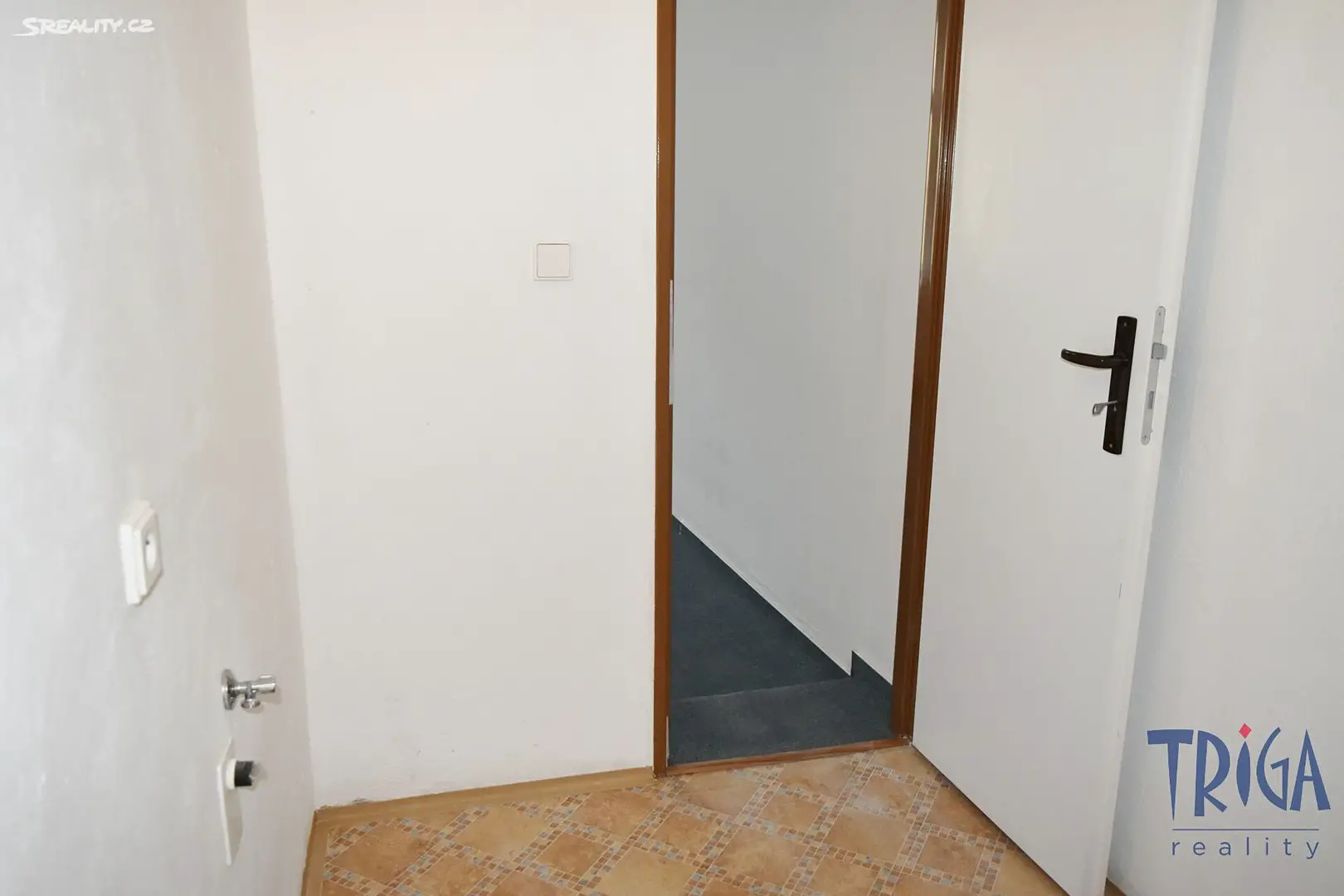 Pronájem bytu 2+1 69 m², Komenského, Jaroměř - Josefov