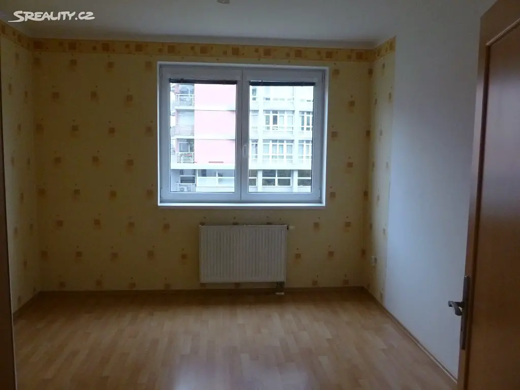 Pronájem bytu 2+1 55 m², Názovská, Praha 10 - Strašnice