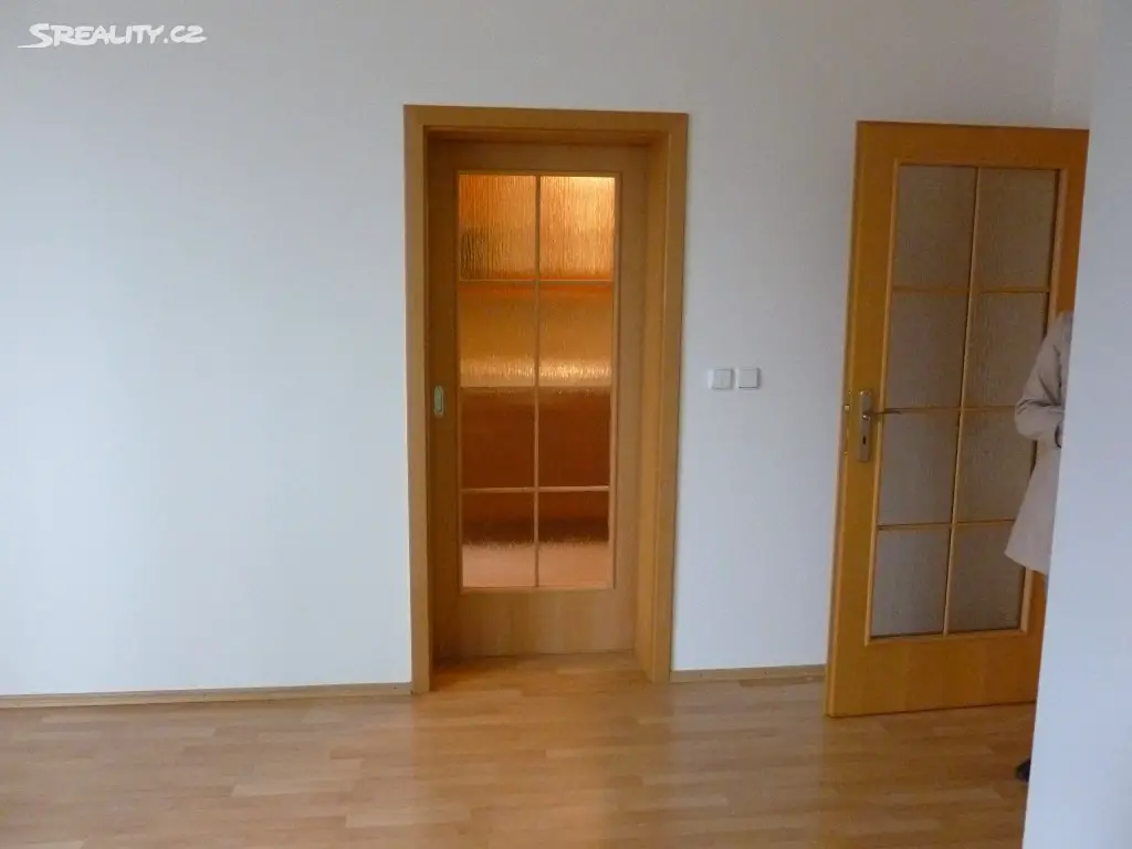 Pronájem bytu 2+1 55 m², Názovská, Praha 10 - Strašnice