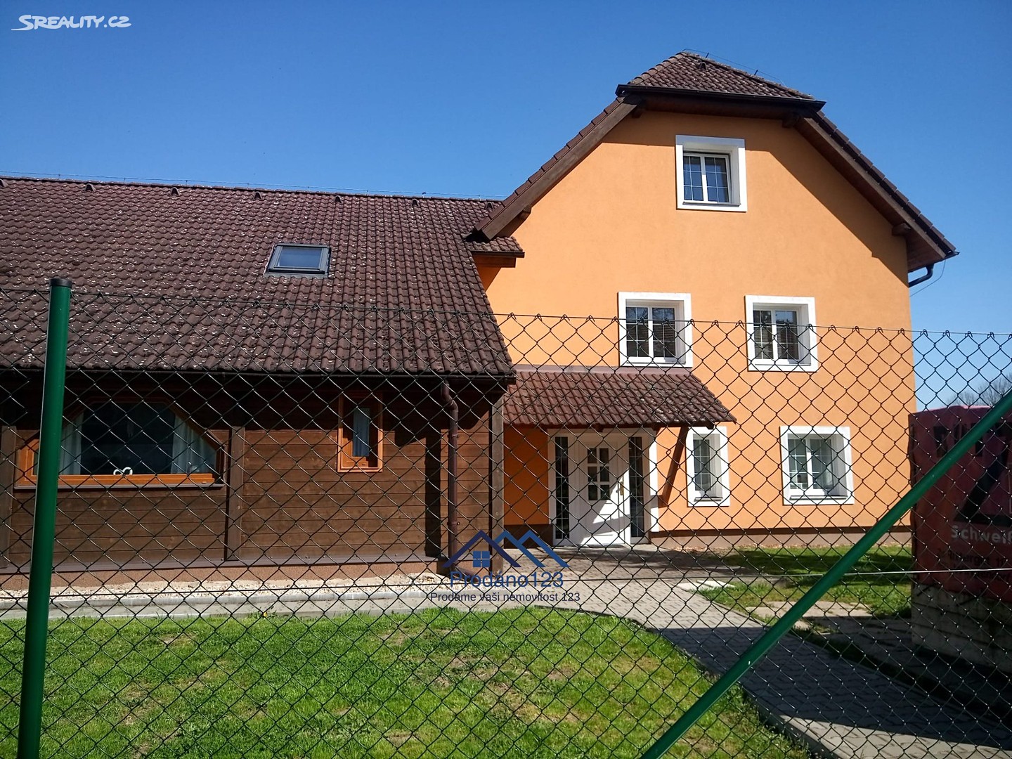 Prodej bytu 4+1 205 m² (Mezonet), Bakov nad Jizerou - Zvířetice, okres Mladá Boleslav