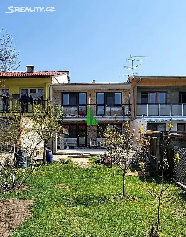 Prodej  rodinného domu 160 m², pozemek 310 m², Hrušovany nad Jevišovkou, okres Znojmo