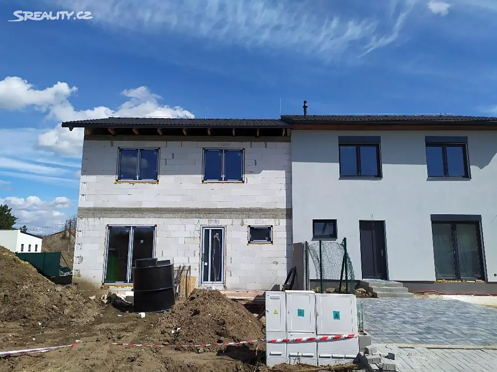 Prodej  rodinného domu 109 m², pozemek 300 m², Za Dráhou, Neratovice - Lobkovice