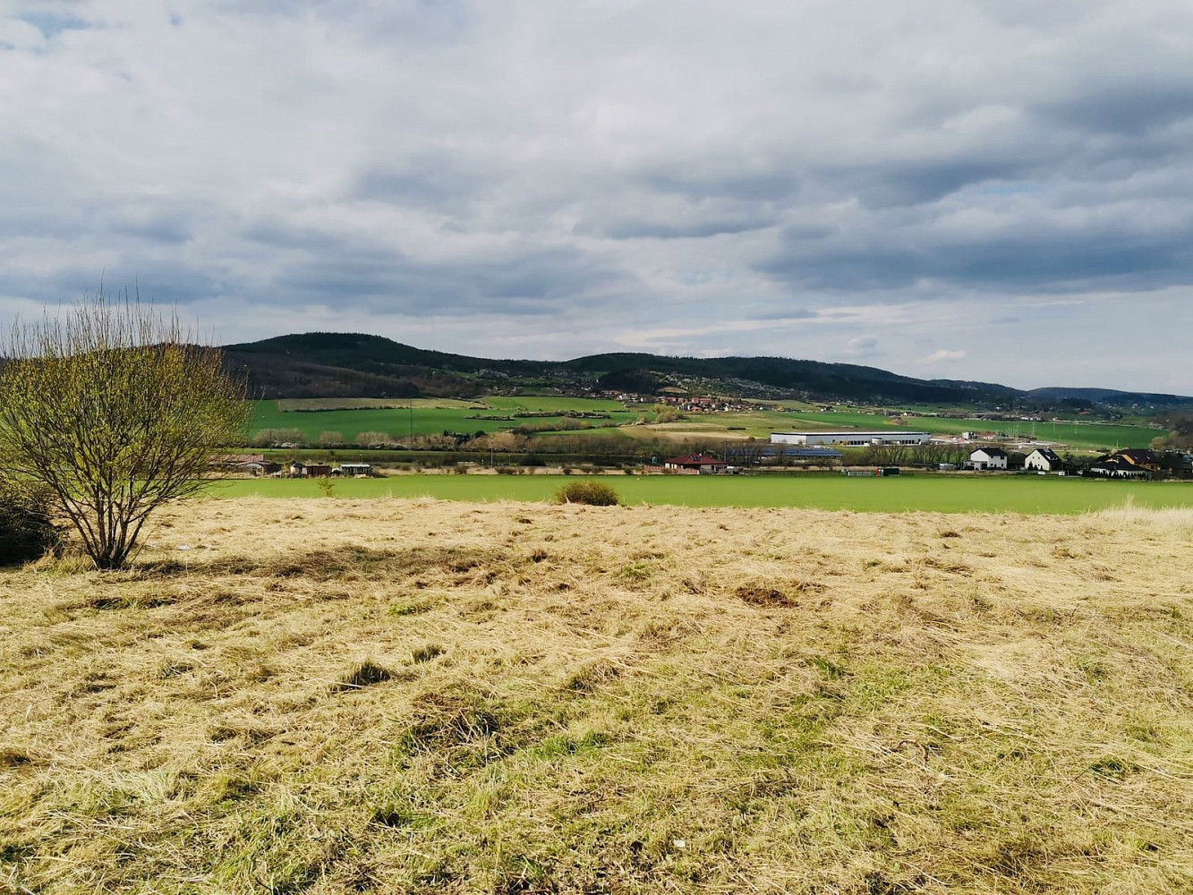 Bavoryně - Na Lhotkách, okres Beroun