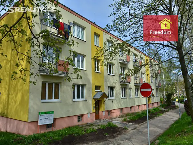 Prodej bytu 1+kk 22 m², V Břízkách, Teplice - Řetenice