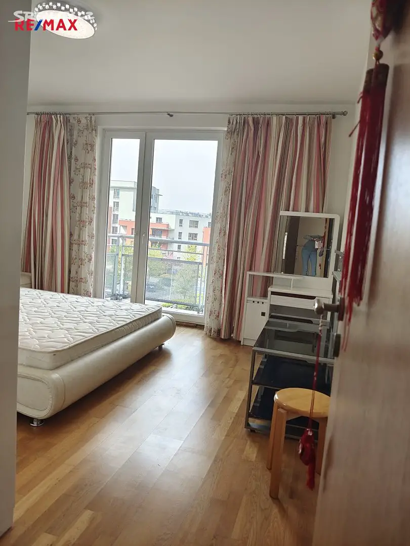 Pronájem bytu 4+1 102 m², Mattioliho, Praha 10 - Záběhlice
