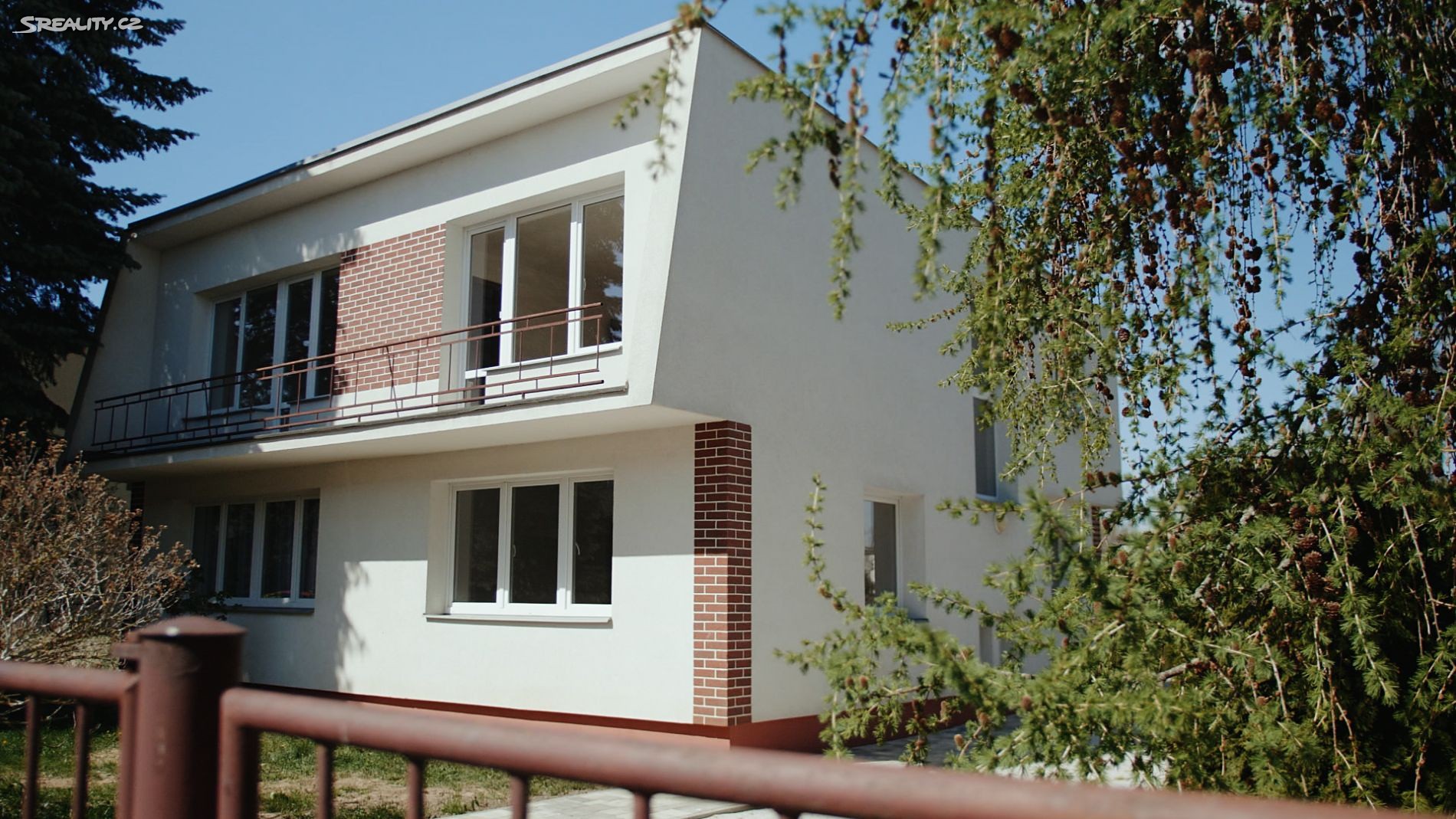 Prodej  rodinného domu 230 m², pozemek 970 m², Růžová, Opatovice nad Labem