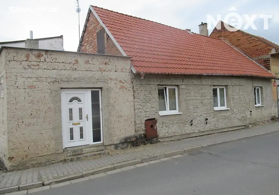 Prodej  rodinného domu 470 m², pozemek 616 m², Sekule, Veselí nad Moravou - Milokošť