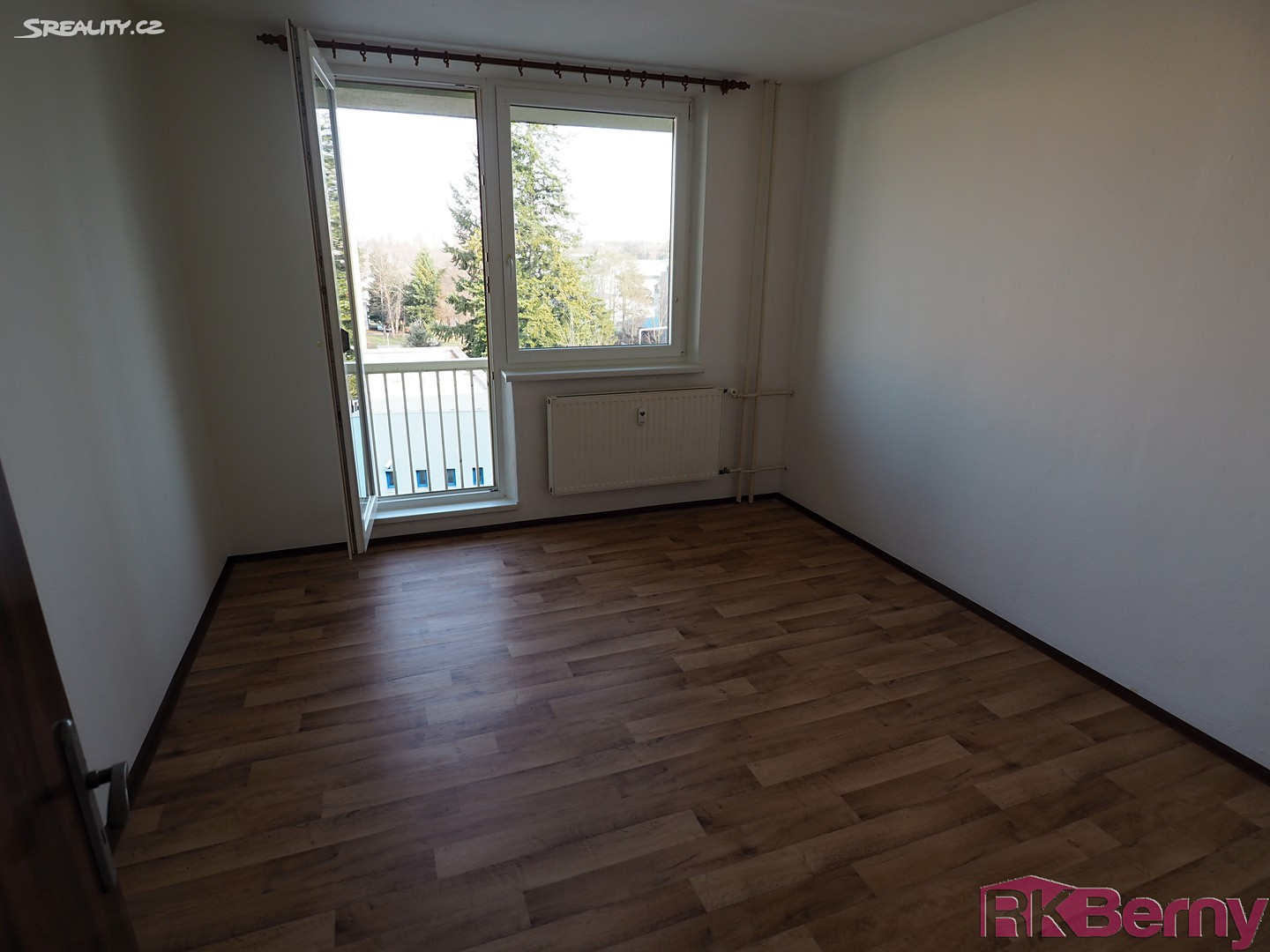 Pronájem bytu 1+kk 24 m², Jedovnická, Brno - Líšeň
