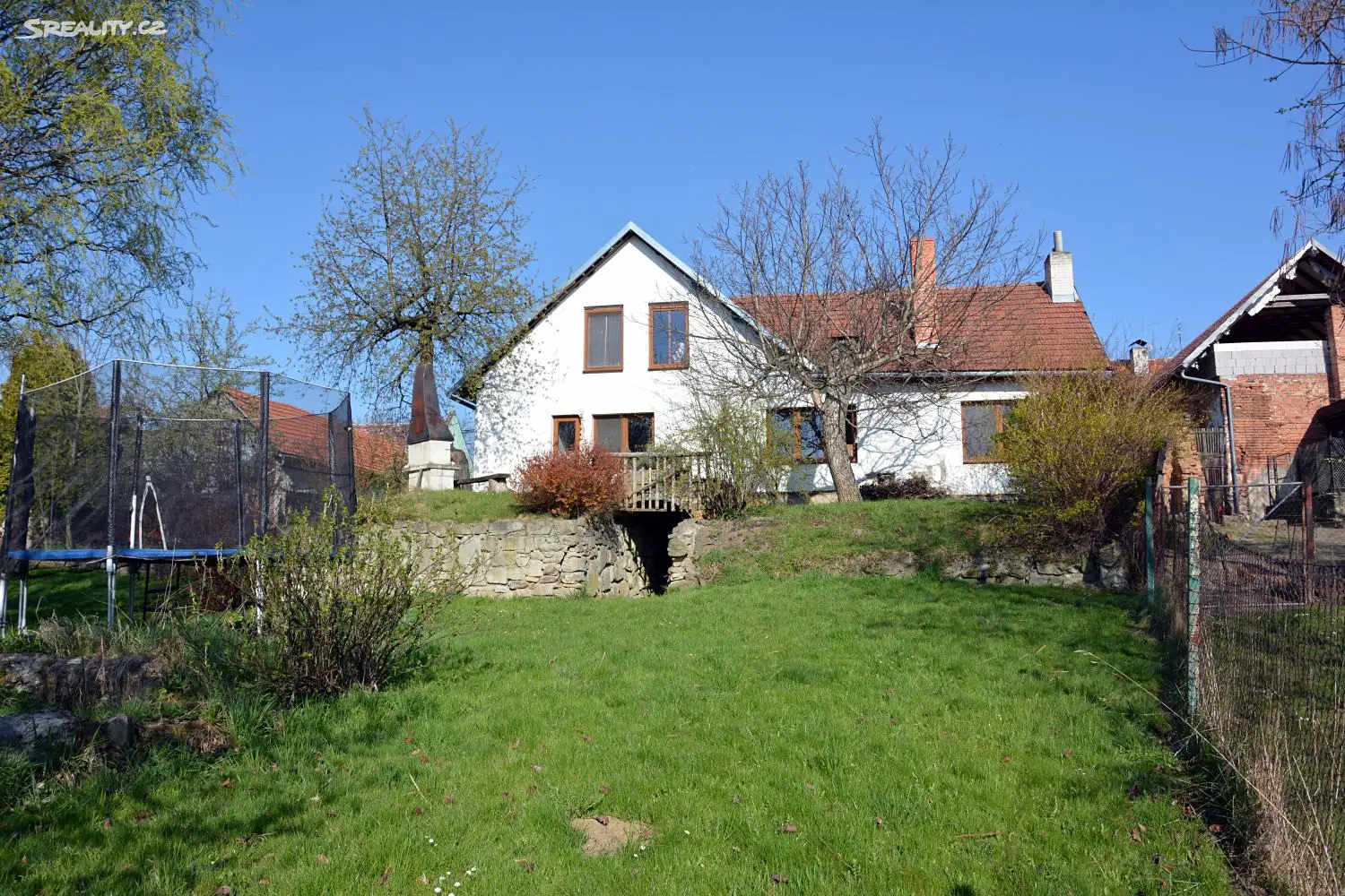 Prodej  rodinného domu 572 m², pozemek 3 739 m², Osíčko, okres Kroměříž