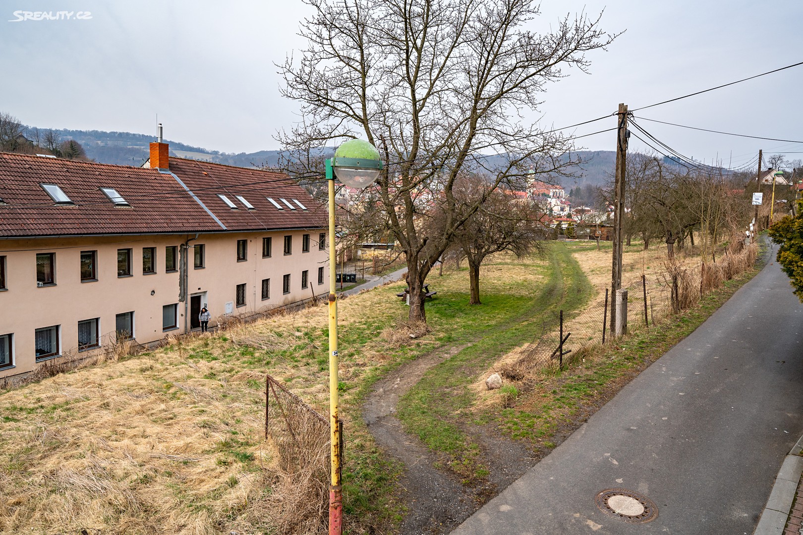 Prodej  stavebního pozemku 1 261 m², Boženy Němcové, Benešov nad Ploučnicí