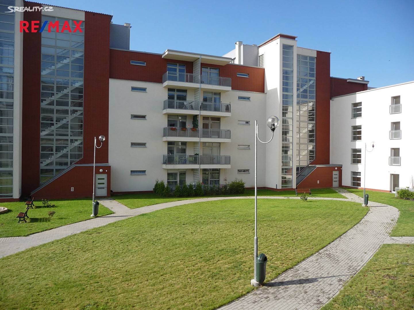 Pronájem bytu 1+kk 53 m², Mutěnická, Plzeň - Severní Předměstí