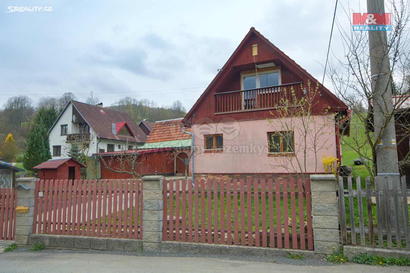 Prodej  chalupy 100 m², pozemek 4 939 m², Valašská Senice, okres Vsetín
