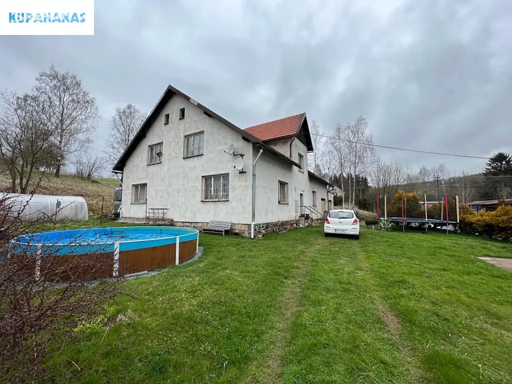 Prodej  rodinného domu 240 m², pozemek 1 390 m², Lampertice, okres Trutnov