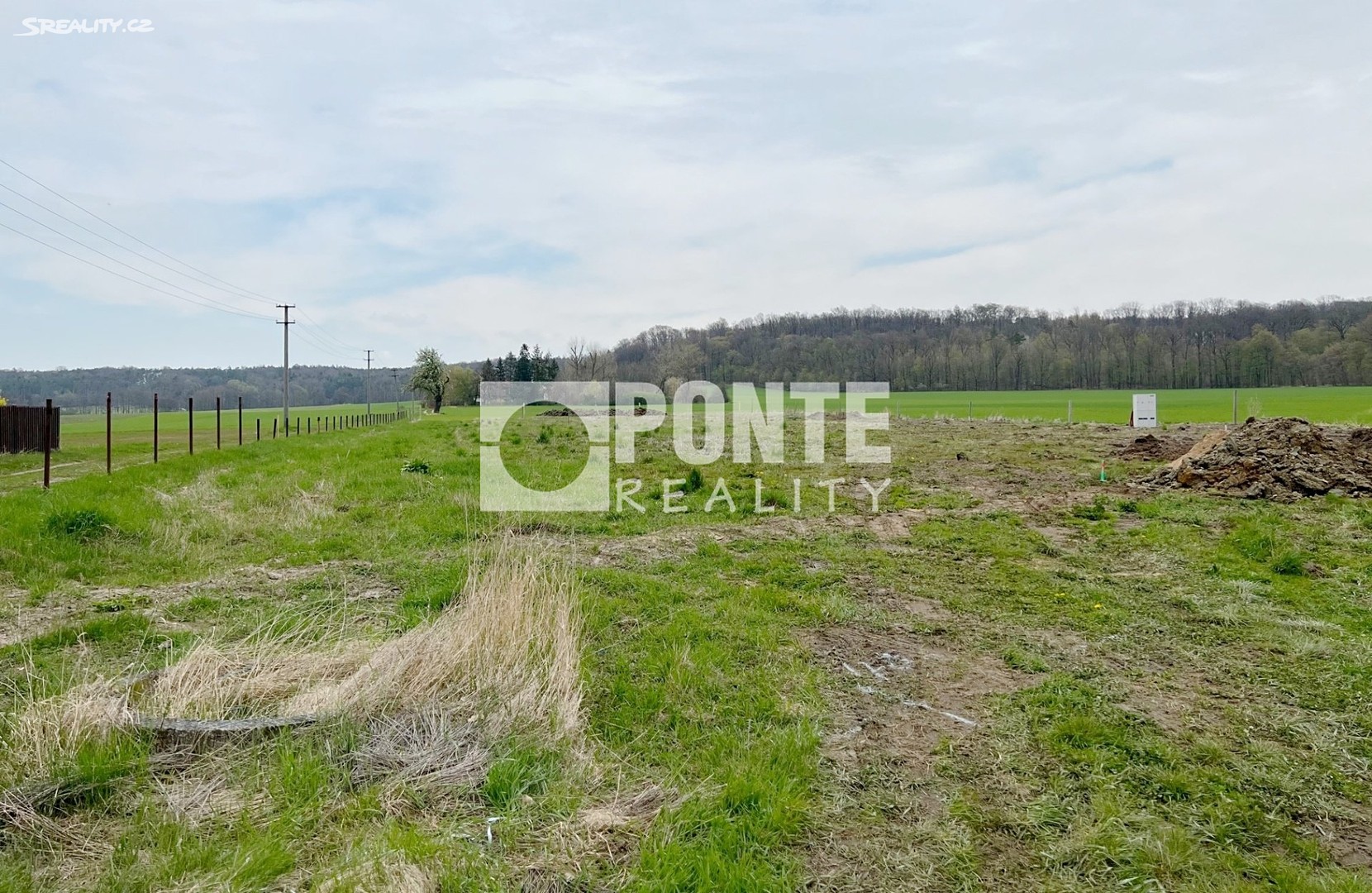 Prodej  stavebního pozemku 1 491 m², Chvojenec, okres Pardubice