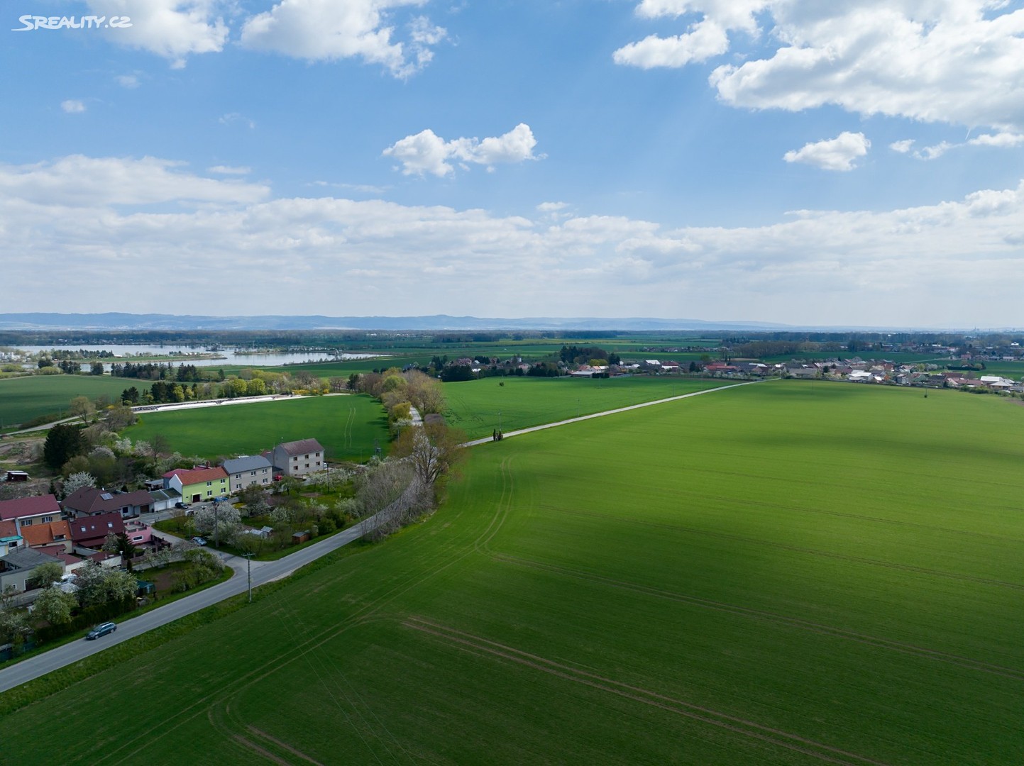 Prodej  komerčního pozemku 25 019 m², Litovel, okres Olomouc