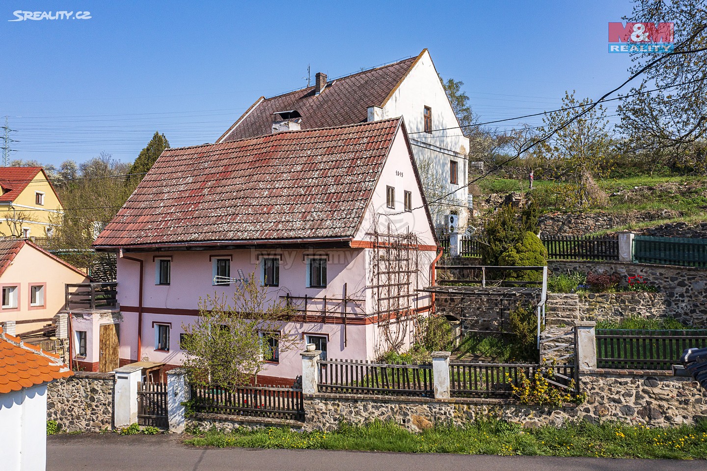 Prodej  chalupy 201 m², pozemek 244 m², Rtyně nad Bílinou - Malhostice, okres Teplice
