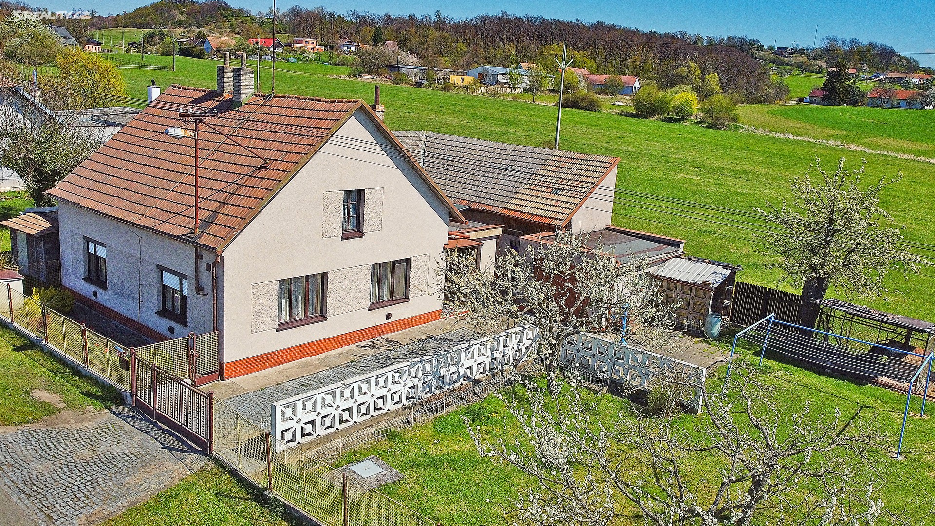 Prodej  rodinného domu 123 m², pozemek 912 m², Holice - Podlesí, okres Pardubice