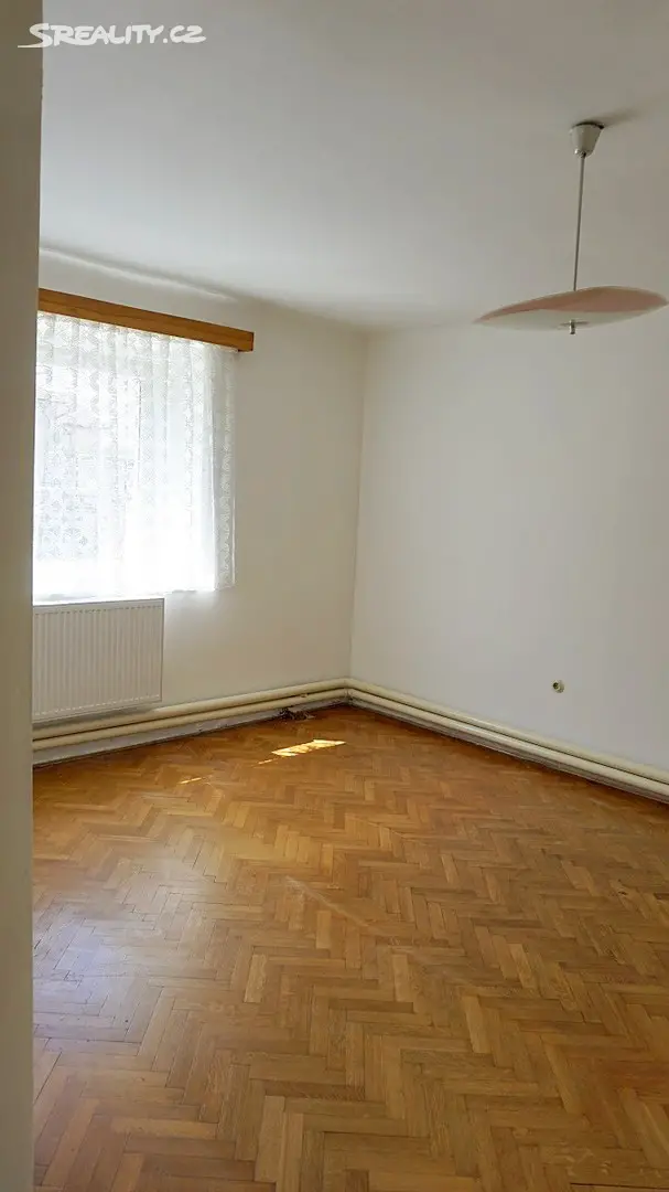 Prodej  rodinného domu 193 m², pozemek 1 405 m², Libeř - Libeň, okres Praha-západ