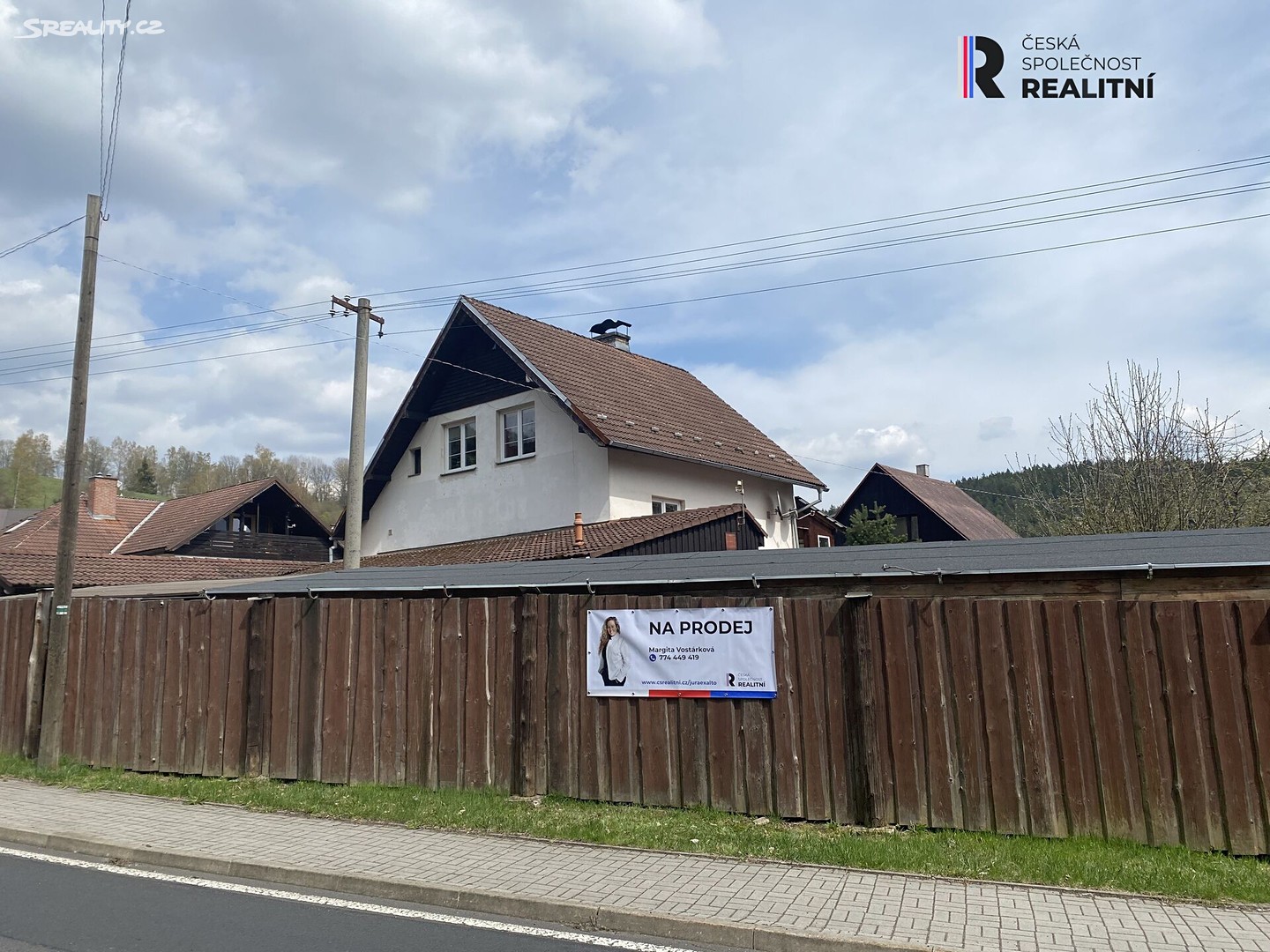 Prodej  rodinného domu 260 m², pozemek 701 m², Merklín, okres Karlovy Vary