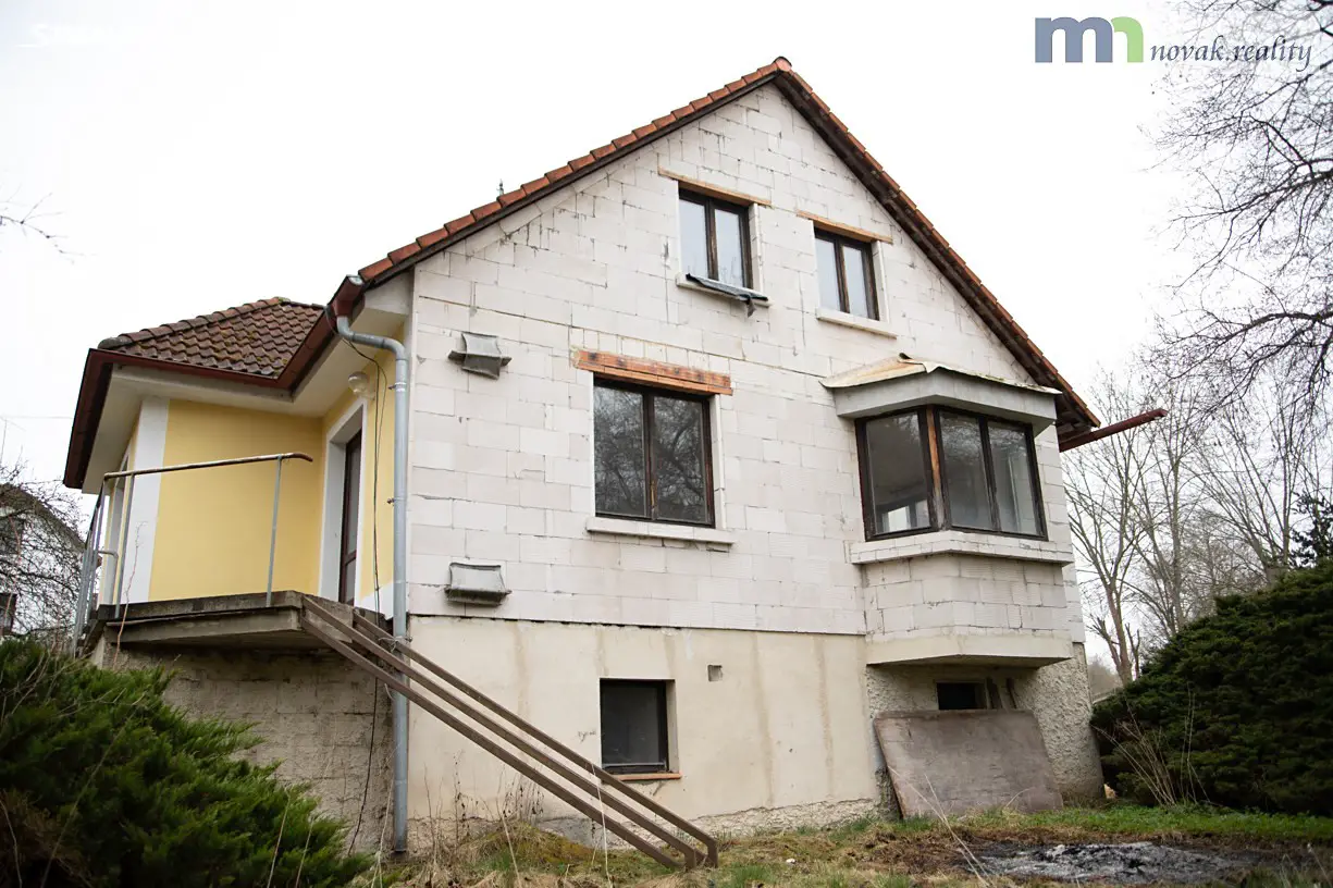 Prodej  rodinného domu 273 m², pozemek 2 390 m², Mlečice, okres Rokycany