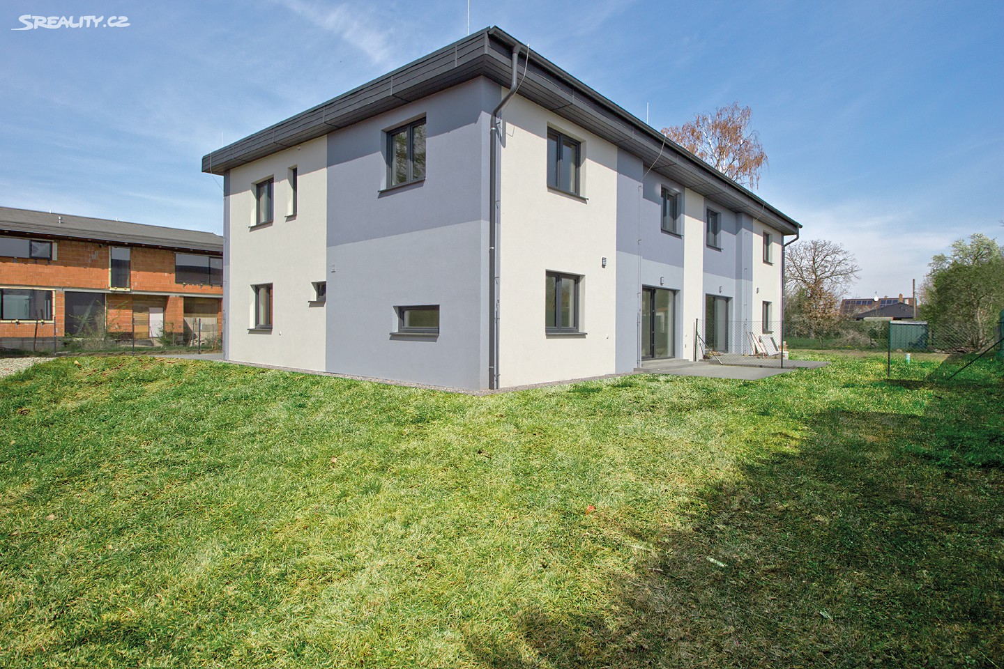 Prodej  rodinného domu 226 m², pozemek 426 m², Ohrobec, okres Praha-západ