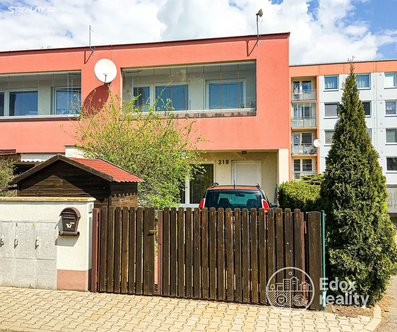 Prodej  rodinného domu 68 m², pozemek 98 m², Ke Kobelnici, Pardubice - Černá za Bory