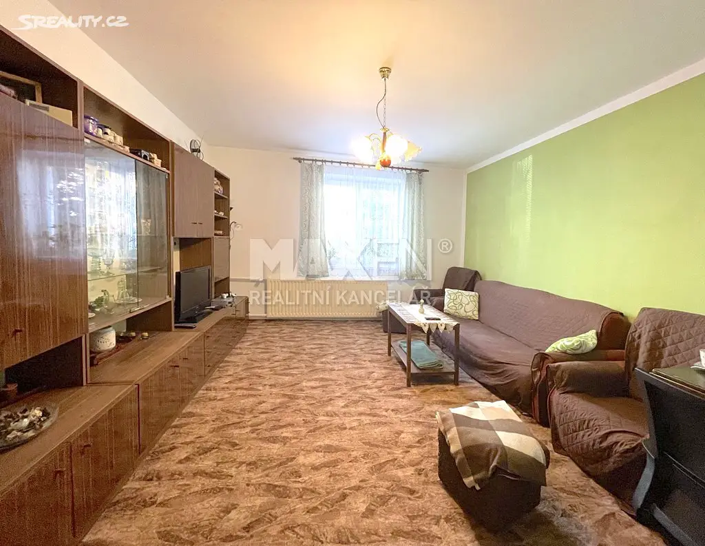 Prodej  rodinného domu 374 m², pozemek 374 m², Gorkého, Pardubice - Zelené Předměstí