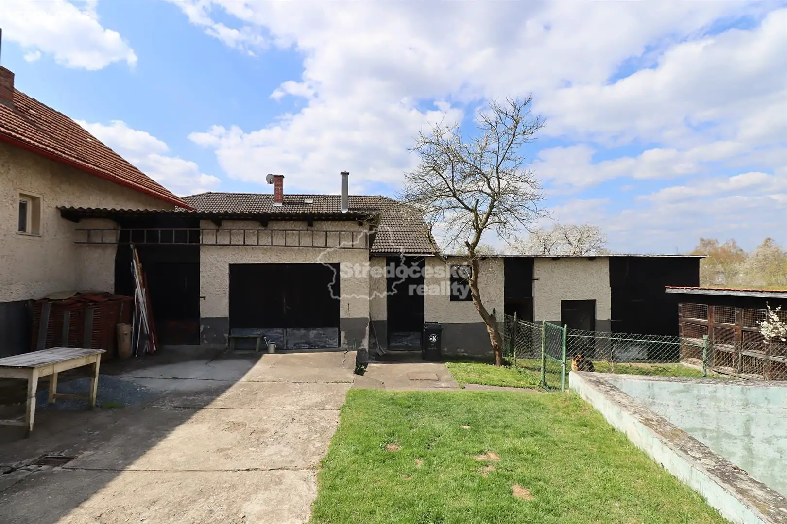 Prodej  rodinného domu 170 m², pozemek 2 100 m², Petroupim - Petroupec, okres Benešov