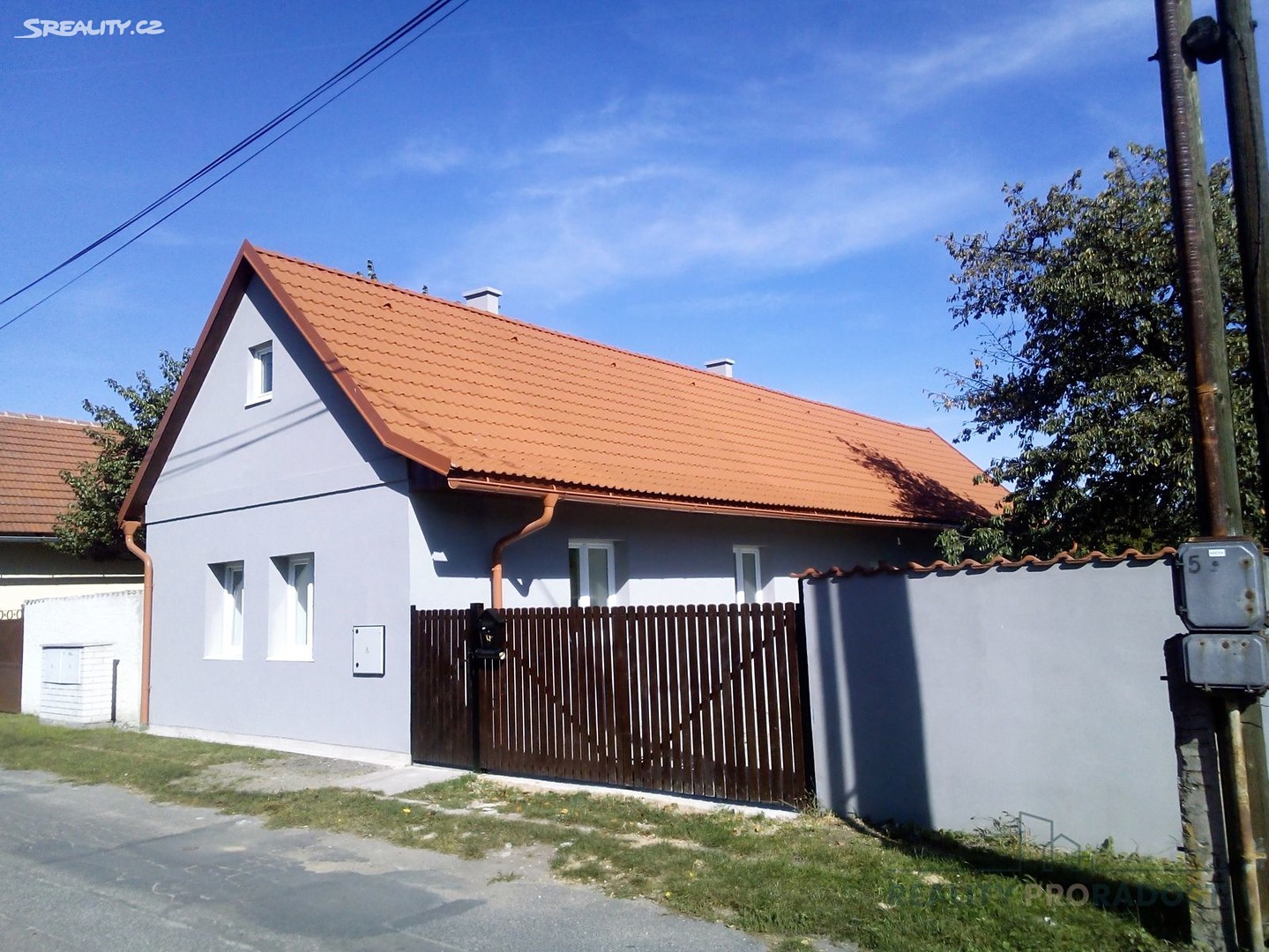 Prodej  rodinného domu 115 m², pozemek 640 m², Dlouhá, Sány