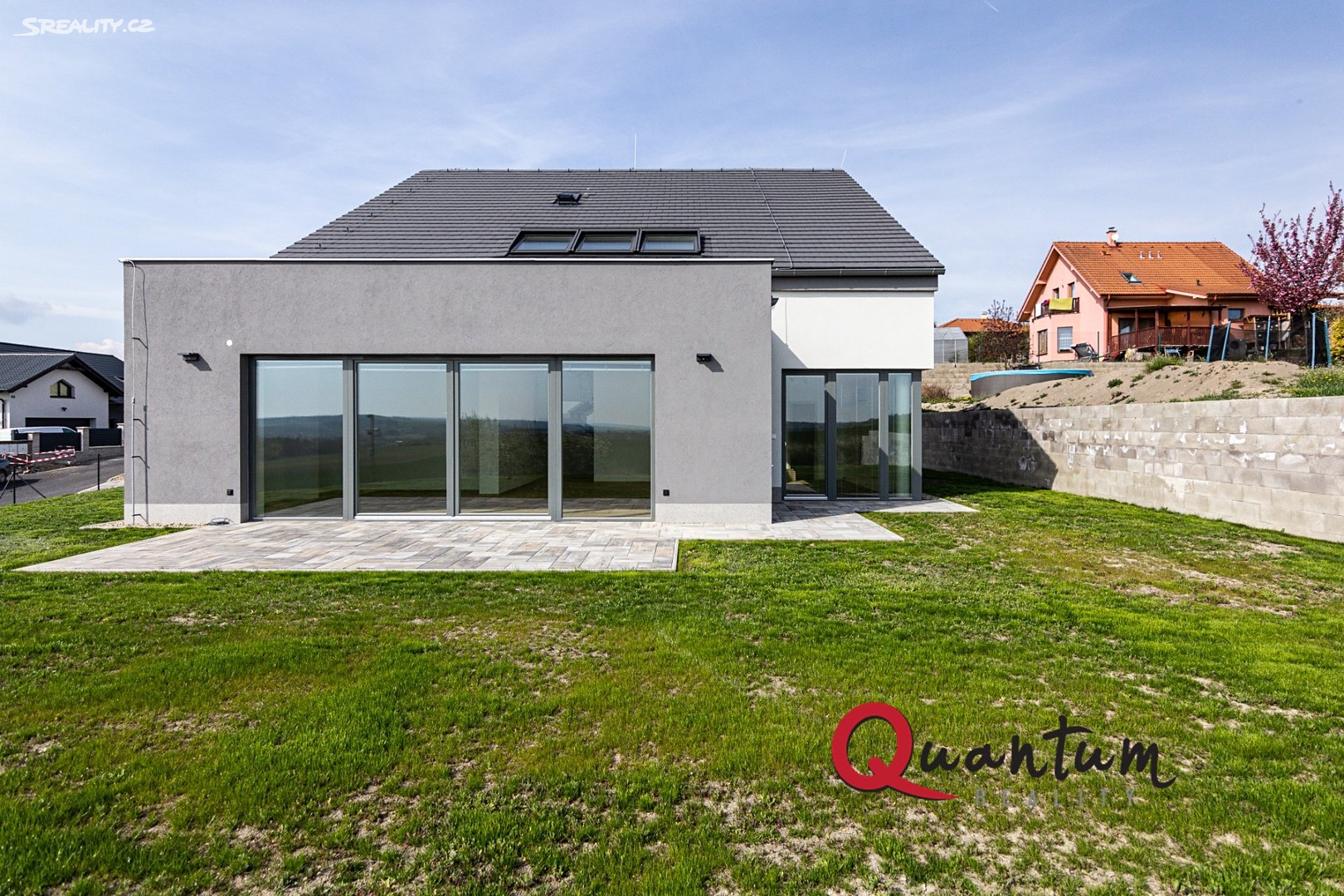 Prodej  rodinného domu 227 m², pozemek 1 114 m², Slaný - Netovice, okres Kladno