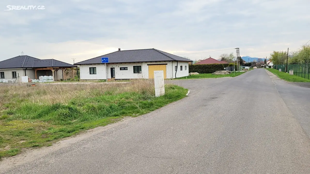 Prodej  stavebního pozemku 976 m², Bohušovice nad Ohří - Hrdly, okres Litoměřice